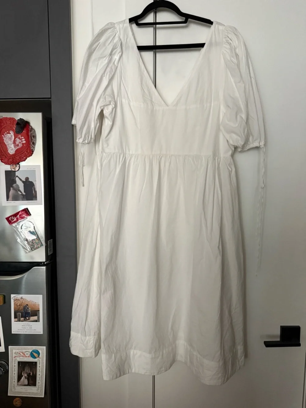 For Love & Lemons White V‑Neck Puff Sleeve Midi Dress - Picture 7 of 9